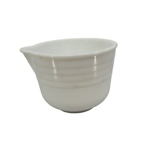 Vtg Pyrex General Mills Measuring Cup White Mixing Bowl Spouted Kitchenware